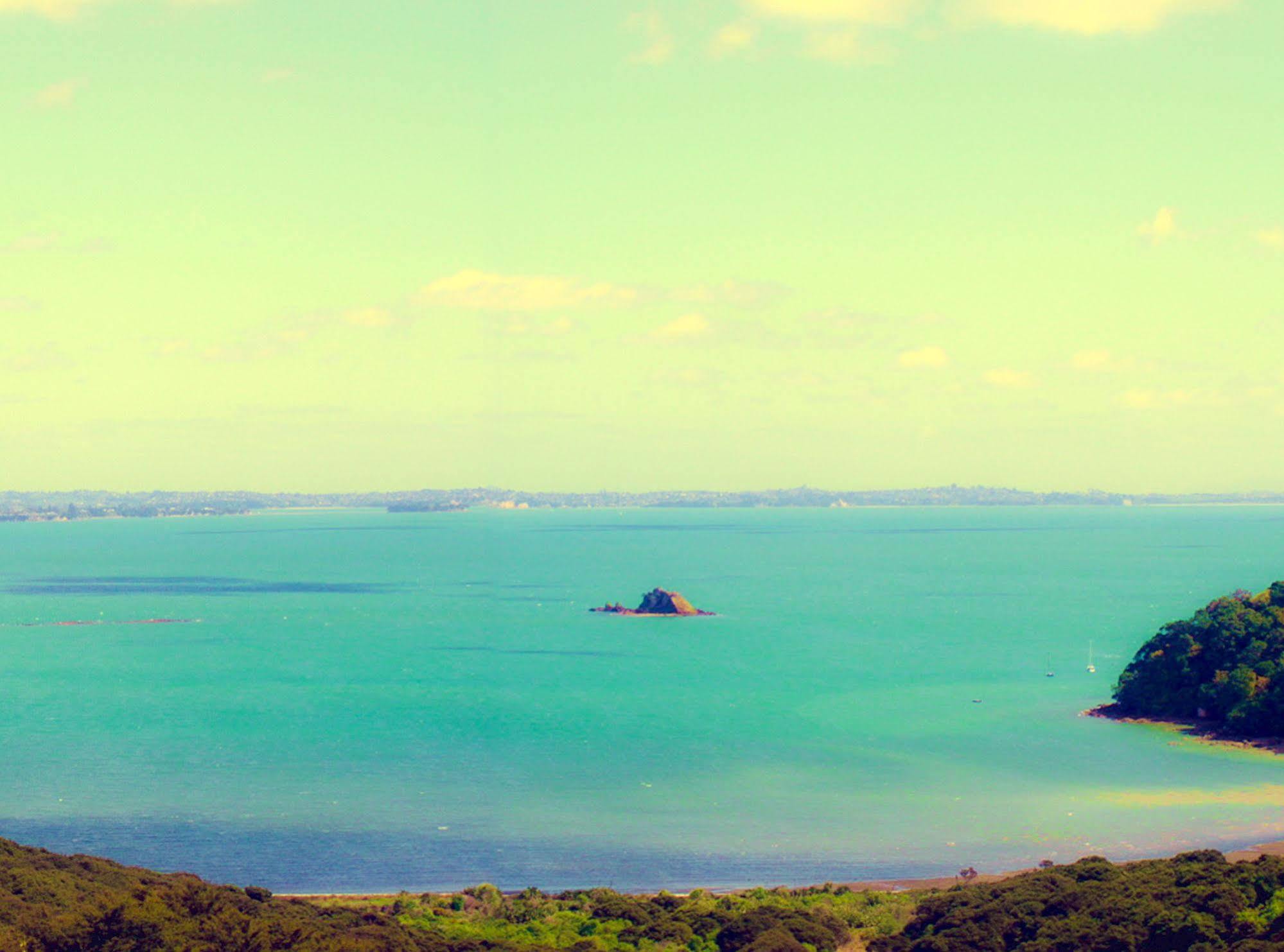 Koi Roc Waiheke Island Accommodation ภายนอก รูปภาพ