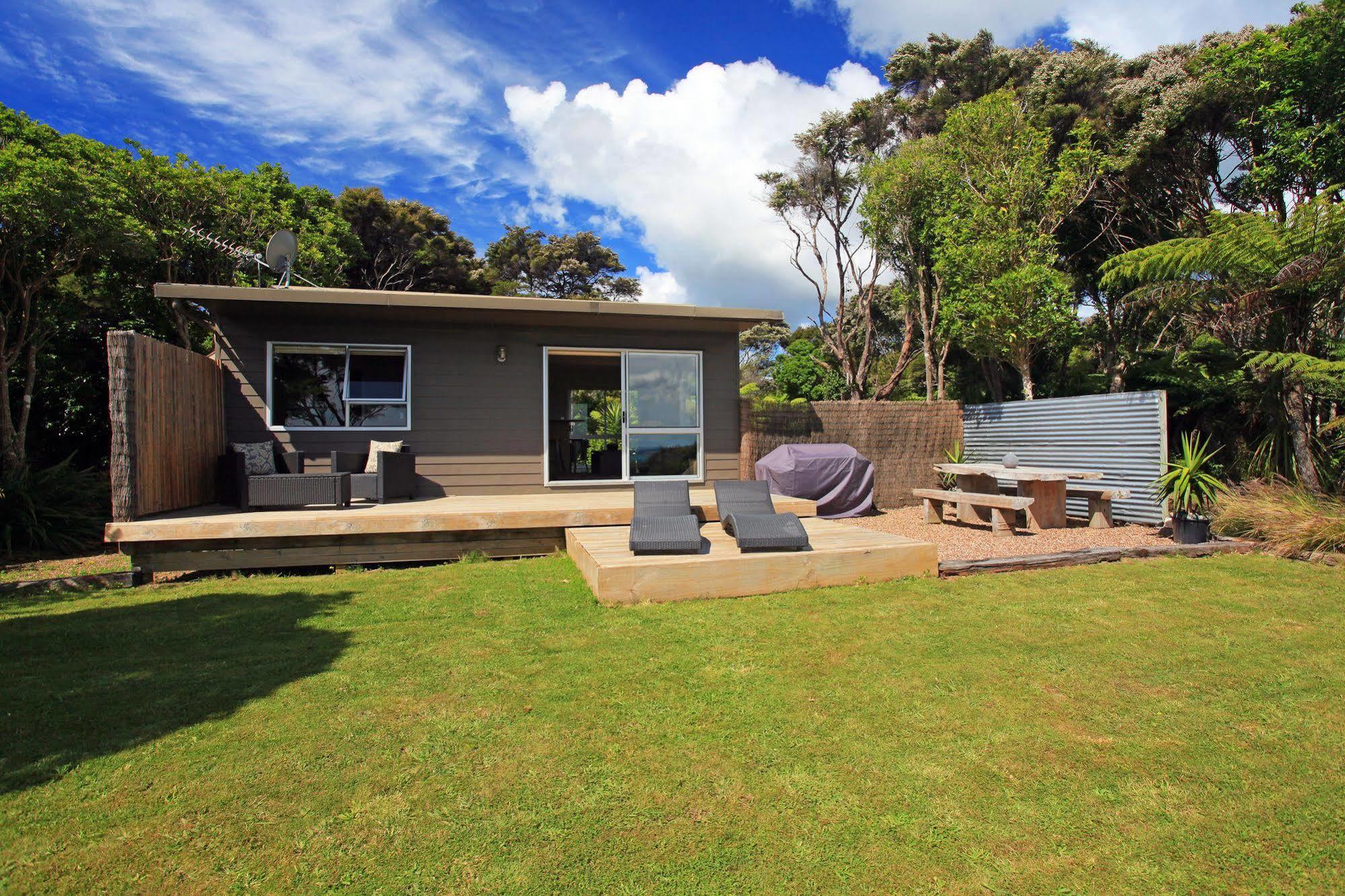 Koi Roc Waiheke Island Accommodation ภายนอก รูปภาพ